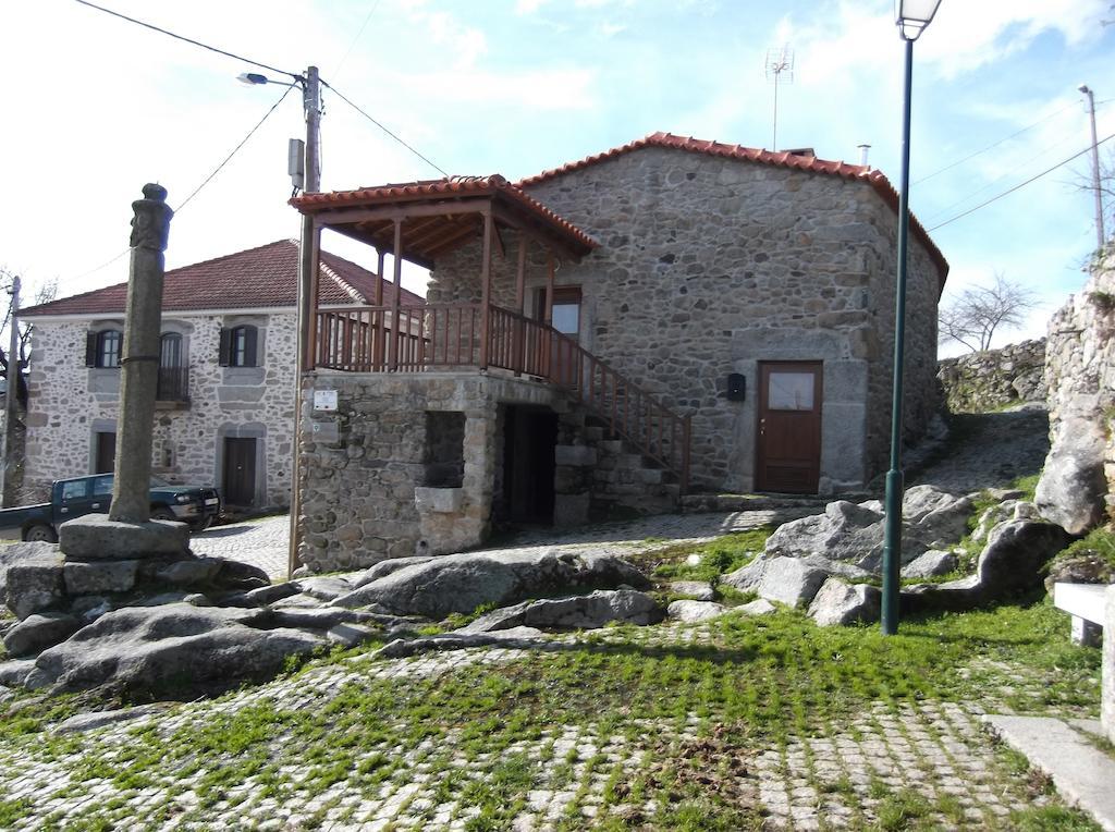Villa Casa Do Pelourinho Rebordainhos Exterior foto